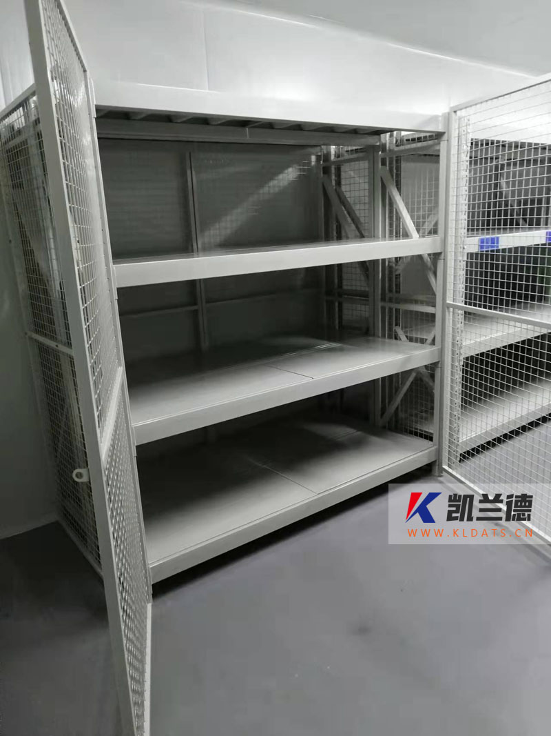 某企业合作中型货架