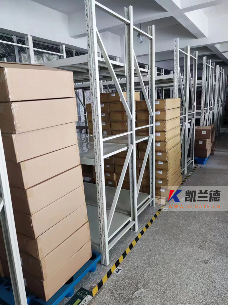 某企业合作层板货架