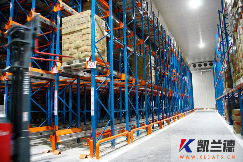 仓库流利式货架