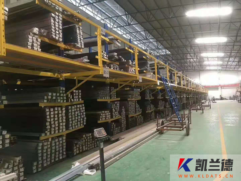 凯兰德仓储货架生产厂家，让阁楼货架结构更加结实稳定