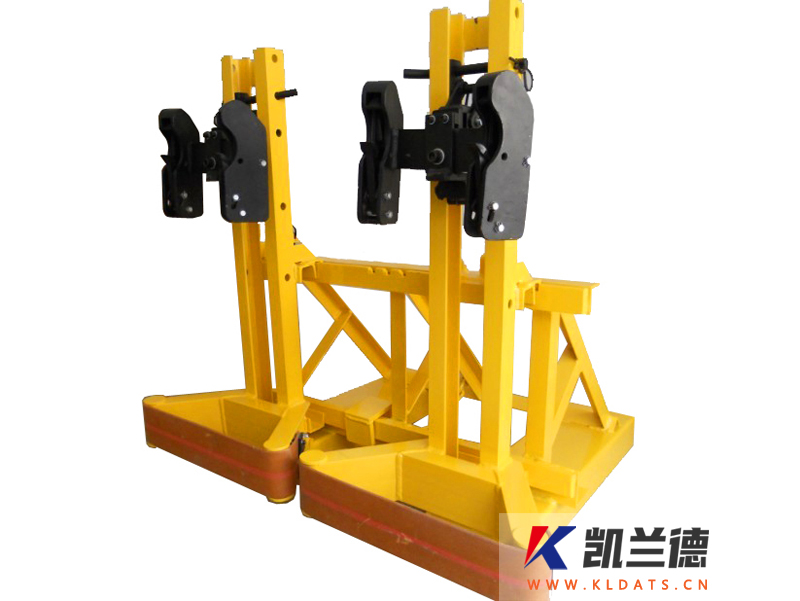 DL - 4 cans handling fixture