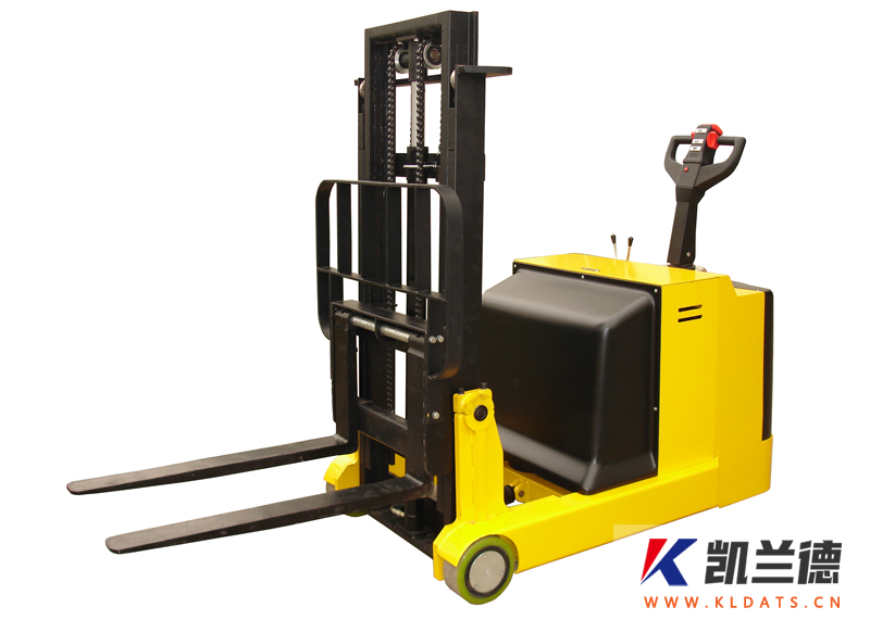 Balance all electric stacker-002
